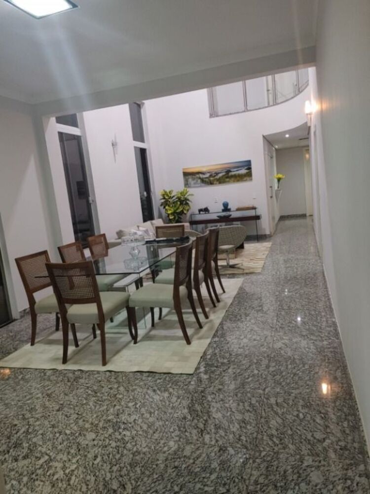 Casa à venda com 3 quartos, 244m² - Foto 3