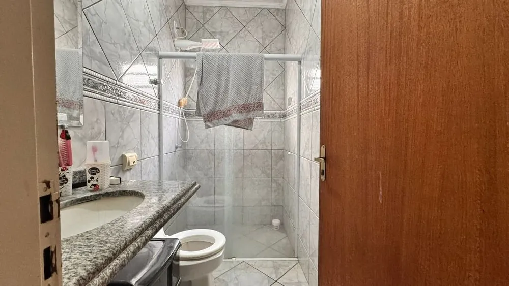 Casa, 3 quartos, 168 m² - Foto 2