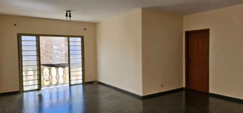Apartamento, 3 quartos, 120 m² - Foto 2