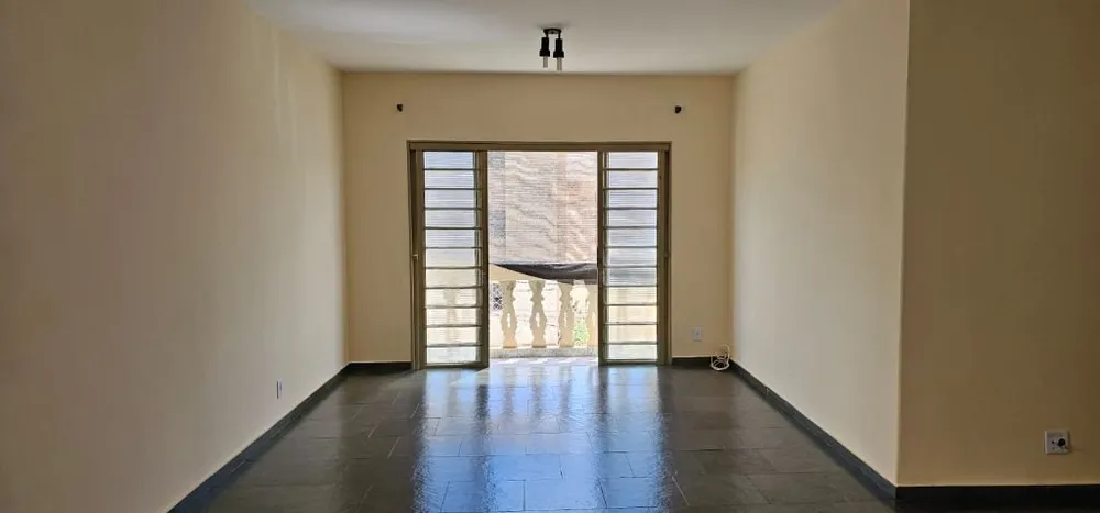 Apartamento, 3 quartos, 120 m² - Foto 1