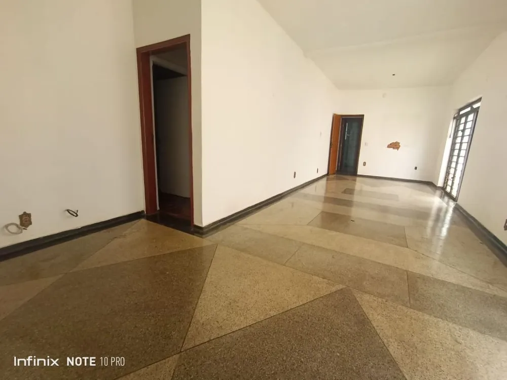 Casa, 2 quartos, 160 m² - Foto 1