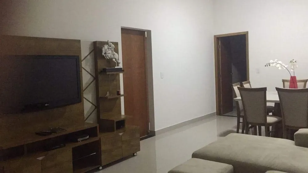 Casa, 3 quartos, 119 m² - Foto 2