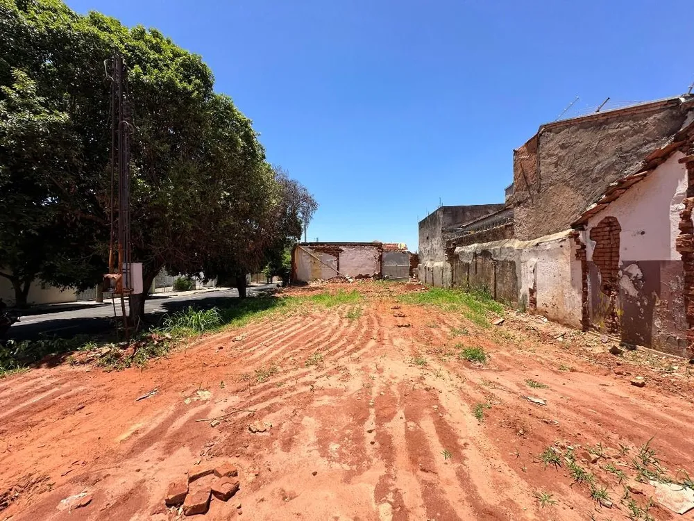 Terreno, 220 m² - Foto 1