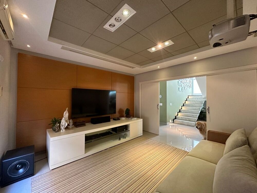 Casa de Condomínio à venda com 3 quartos, 367m² - Foto 3