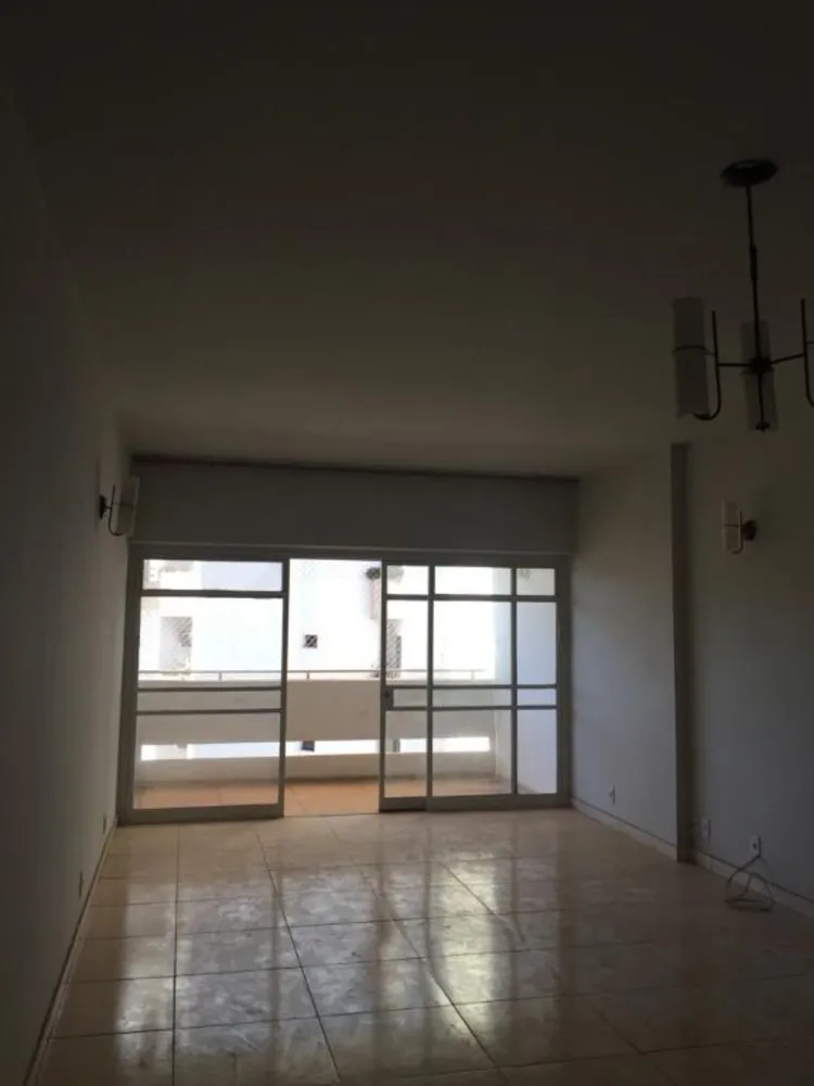 Apartamento, 3 quartos, 140 m² - Foto 2
