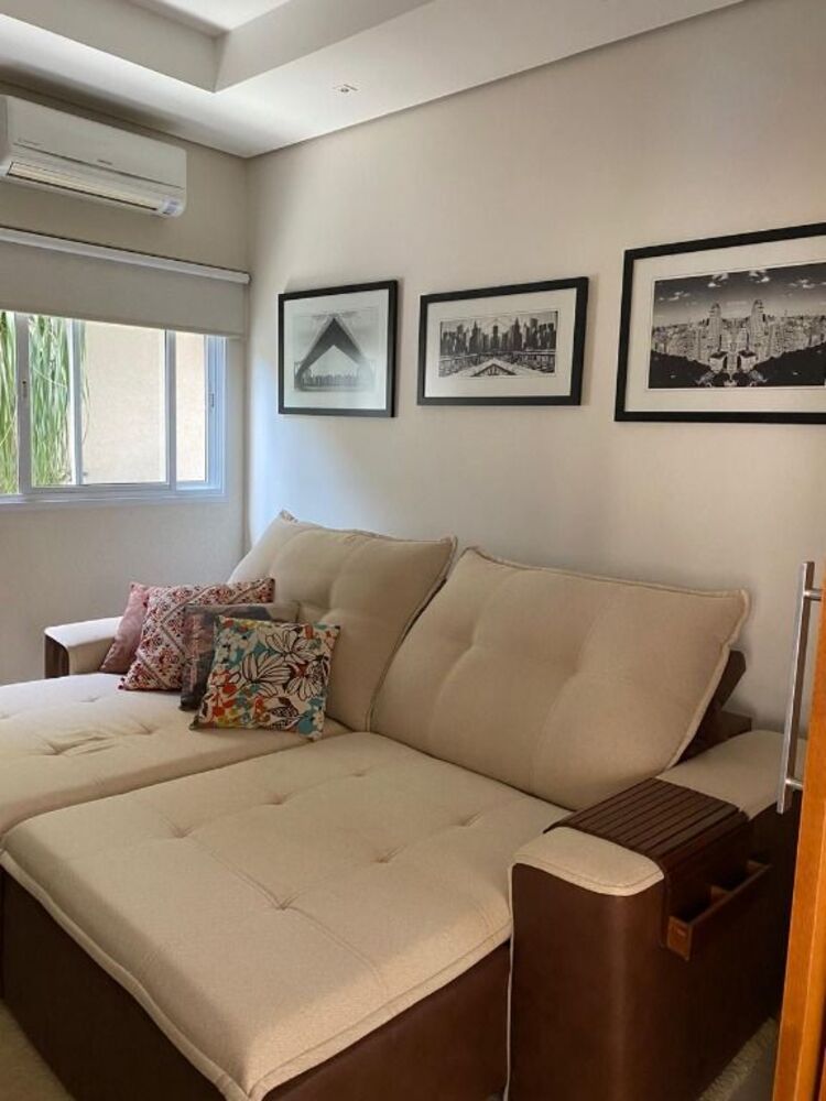 Casa de Condomínio à venda com 3 quartos, 250m² - Foto 3