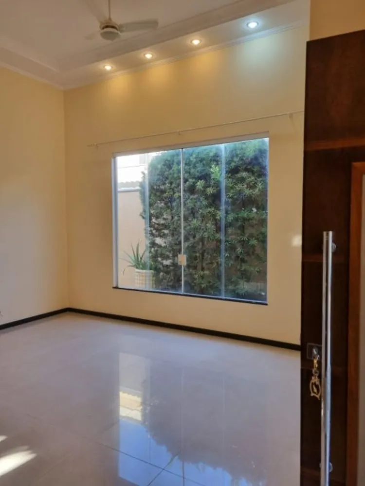 Casa, 3 quartos, 197 m² - Foto 3