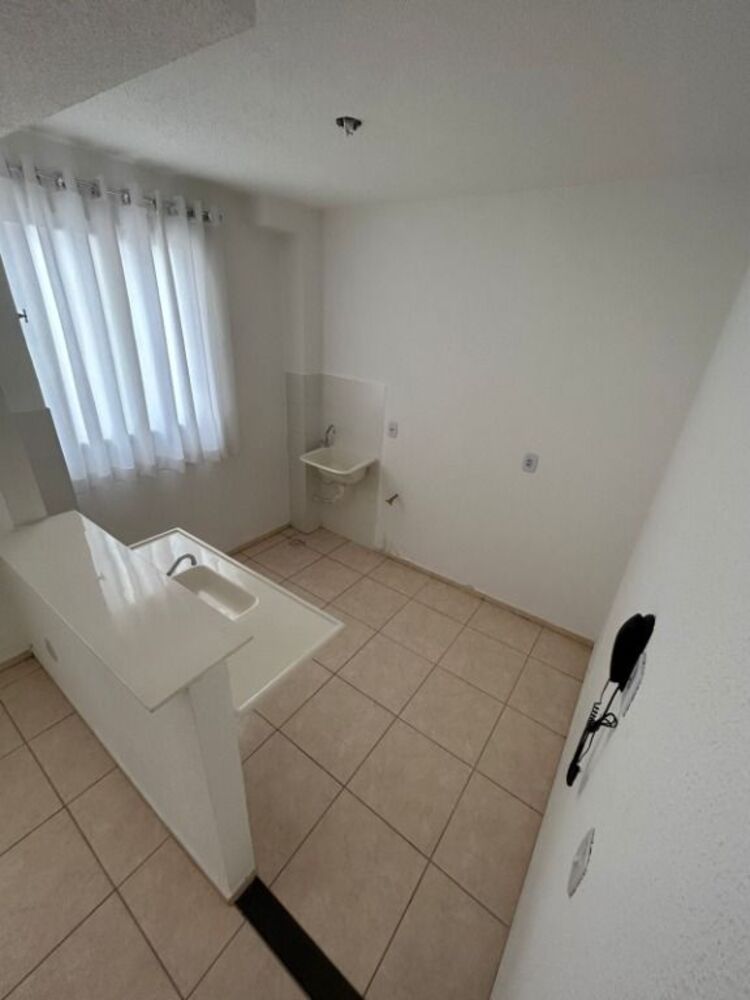 Apartamento à venda com 2 quartos, 41m² - Foto 2