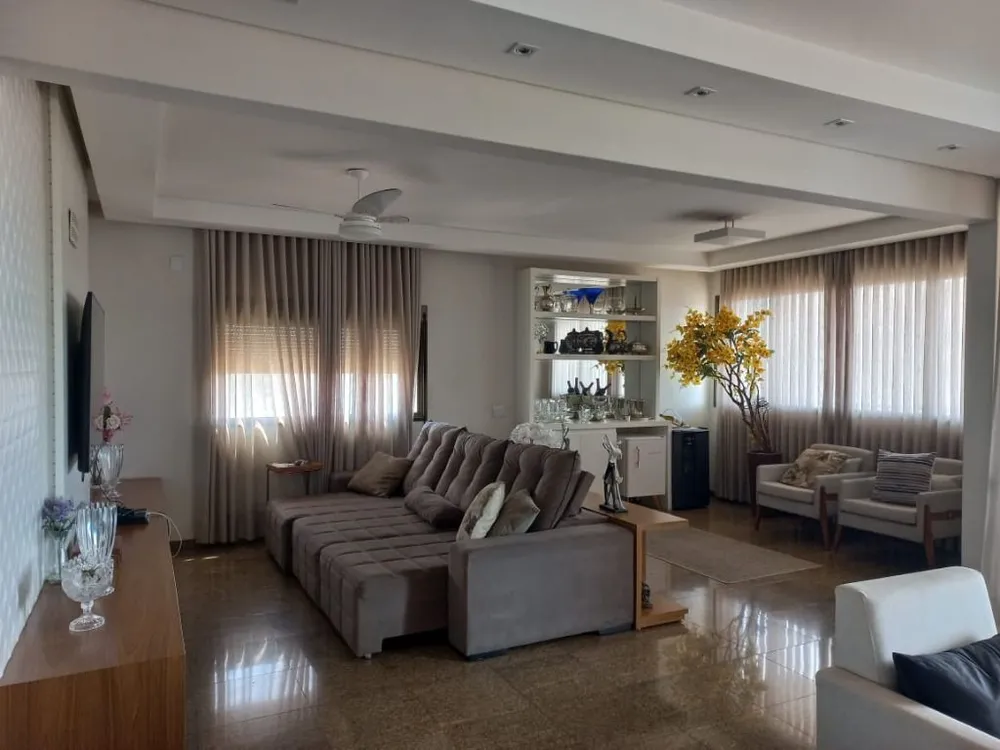 Apartamento, 4 quartos, 280 m² - Foto 1