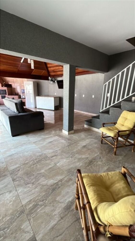 Casa à venda com 3 quartos, 380m² - Foto 8