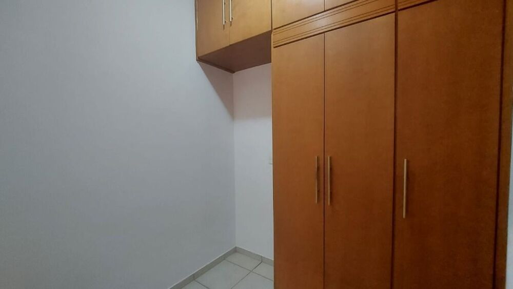 Casa à venda com 3 quartos, 320m² - Foto 3