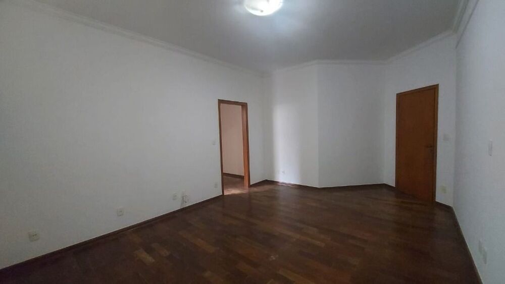 Casa à venda com 3 quartos, 320m² - Foto 6