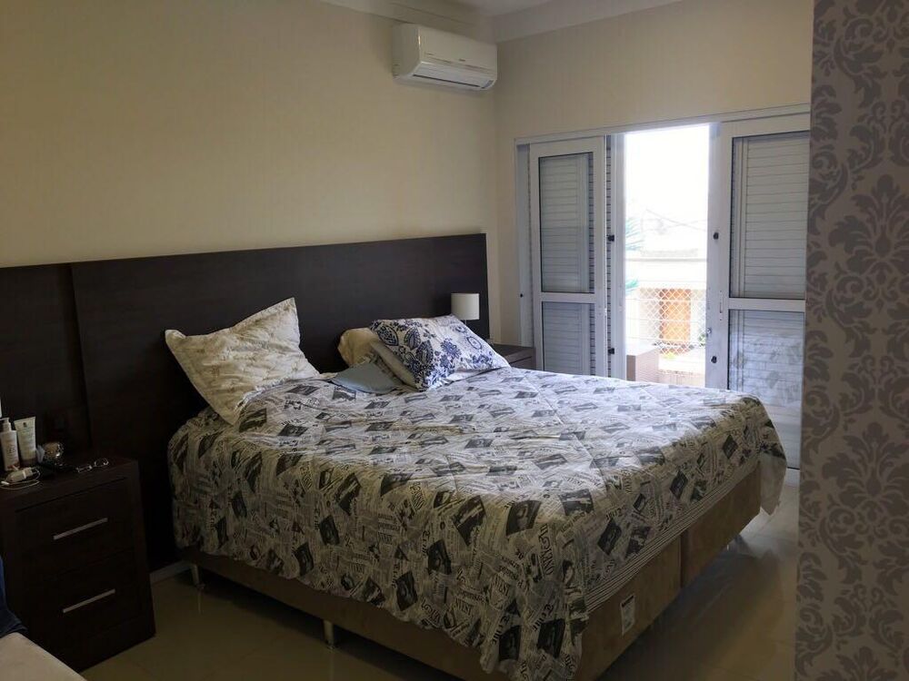 Casa de Condomínio à venda com 3 quartos, 320m² - Foto 3