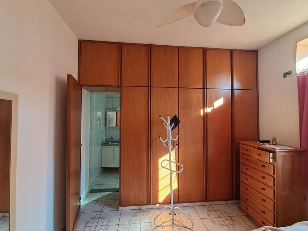 Casa, 3 quartos, 250 m² - Foto 4
