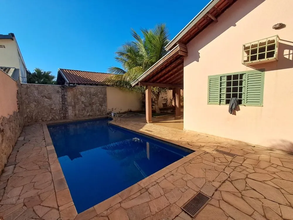 Casa, 3 quartos, 250 m² - Foto 1