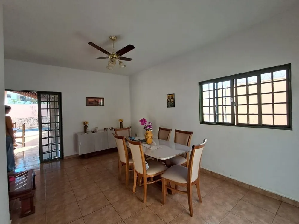 Casa, 3 quartos, 250 m² - Foto 6