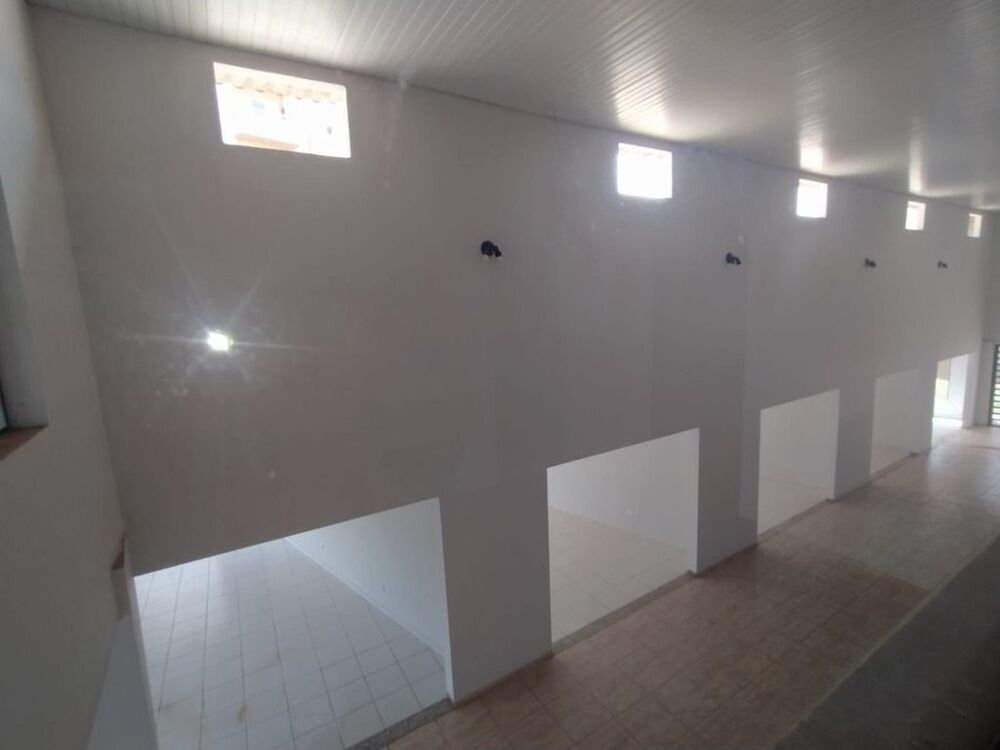 Prédio Inteiro à venda e aluguel, 639m² - Foto 1
