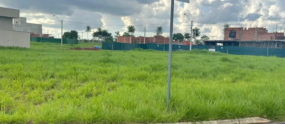Loteamento e Condomínio, 405 m² - Foto 1
