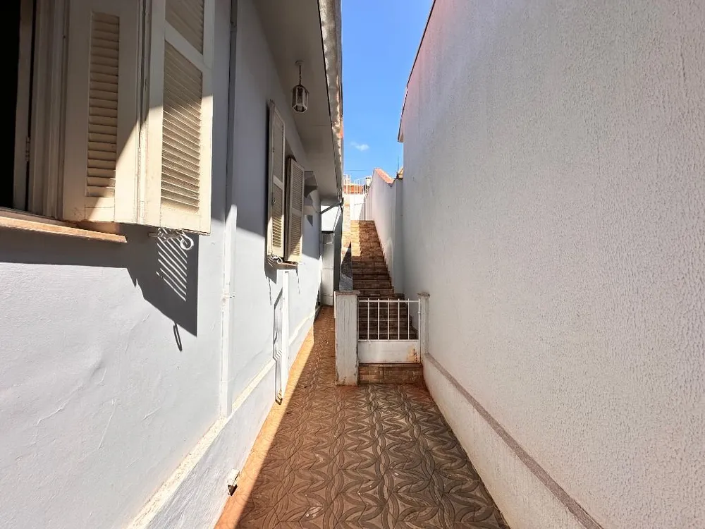Casa, 7 quartos, 235 m² - Foto 2