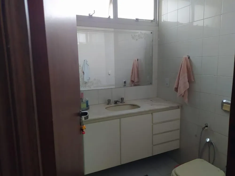 Apartamento, 3 quartos, 194 m² - Foto 1