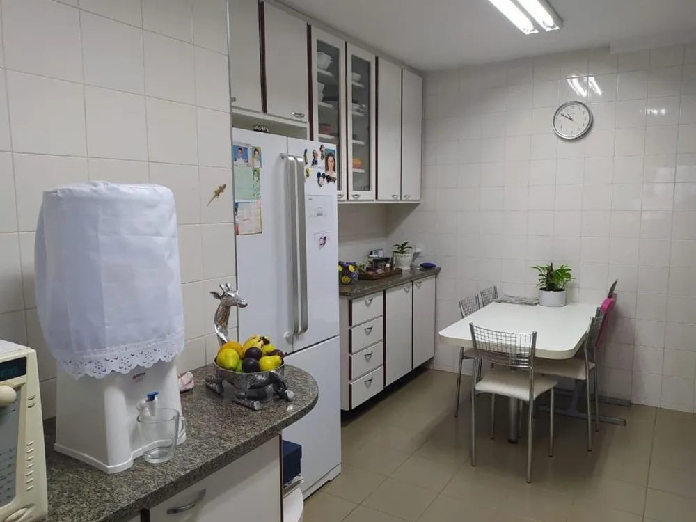 Apartamento, 3 quartos, 194 m² - Foto 2