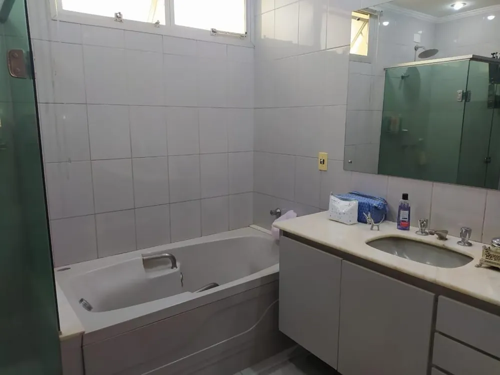 Apartamento, 3 quartos, 194 m² - Foto 3