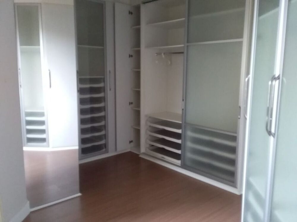 Apartamento à venda com 3 quartos, 120m² - Foto 2