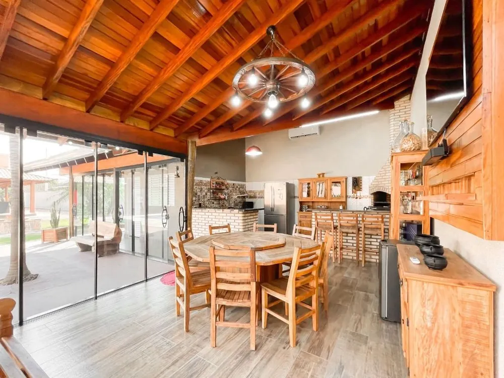 Chácara, 4 quartos, 1000 m² - Foto 1