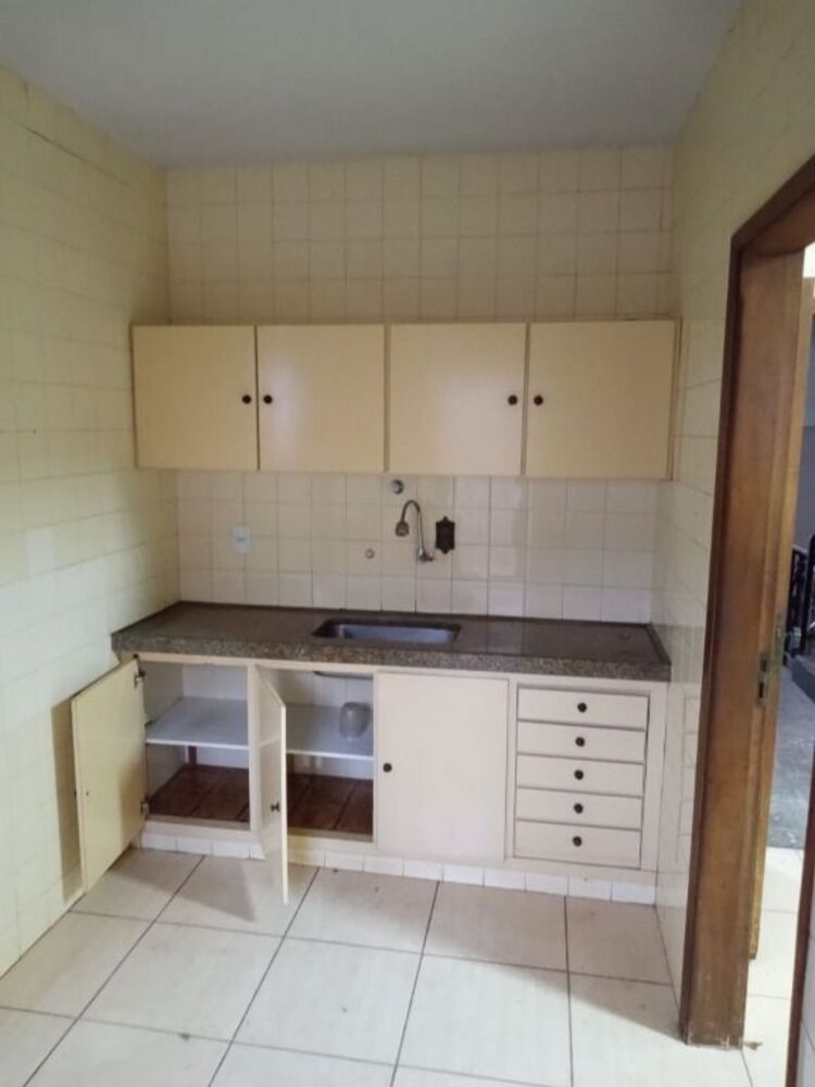 Casa à venda e aluguel com 3 quartos, 525m² - Foto 17