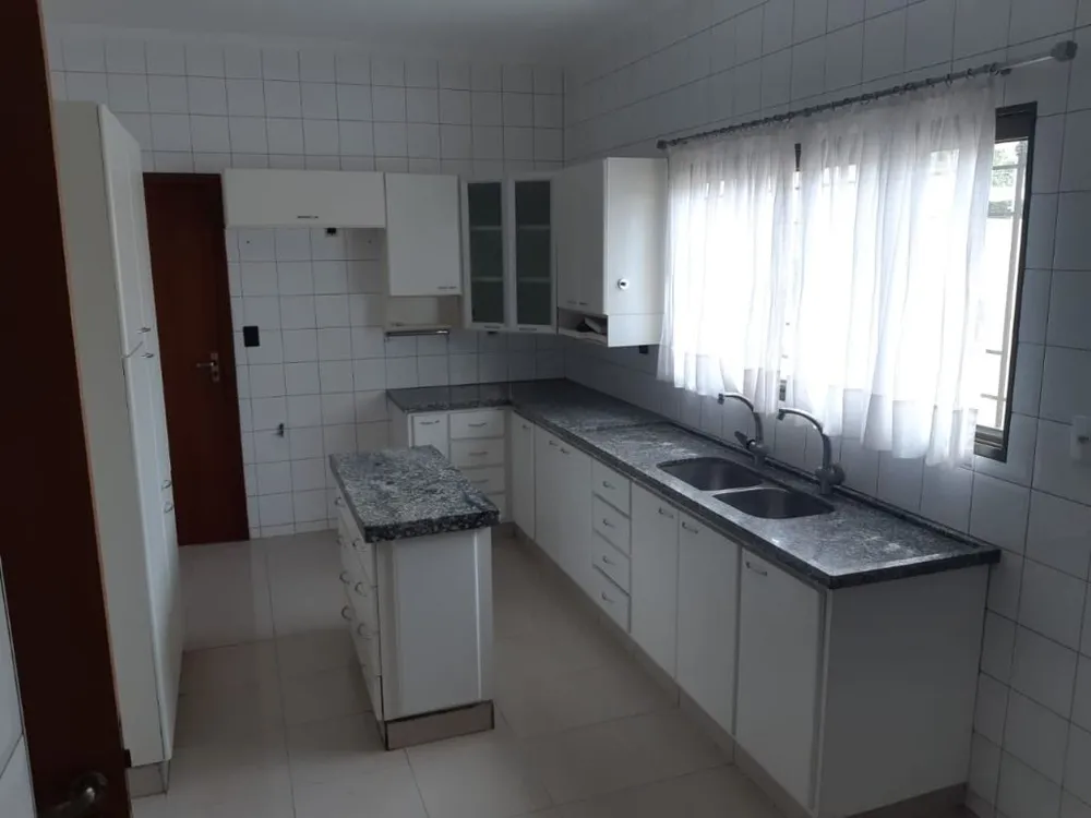Casa, 3 quartos, 250 m² - Foto 3