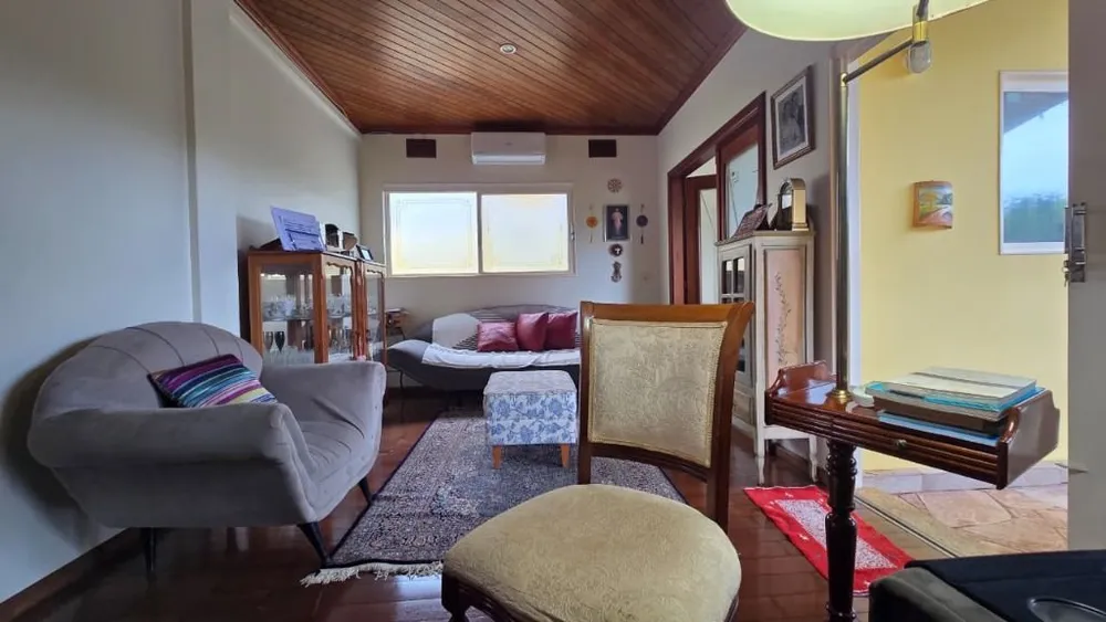Casa, 4 quartos, 291 m² - Foto 2
