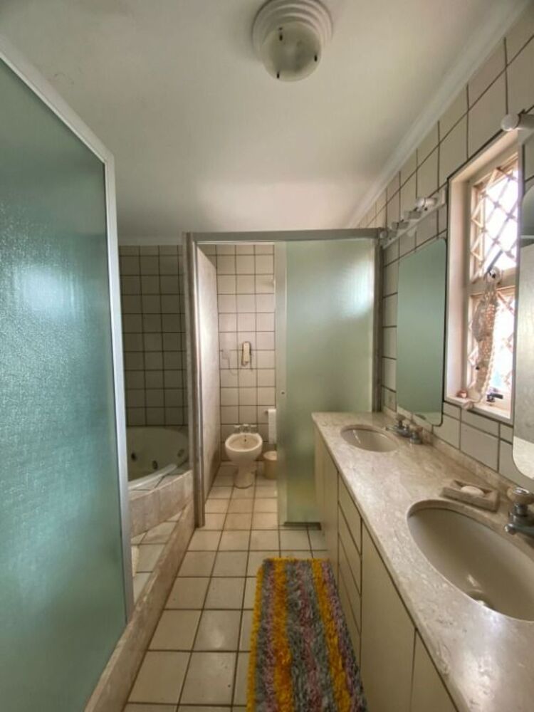 Casa à venda e aluguel com 4 quartos, 600m² - Foto 10