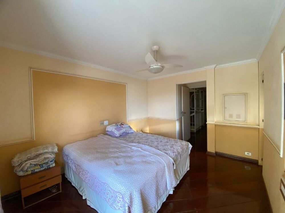 Casa à venda e aluguel com 4 quartos, 600m² - Foto 13