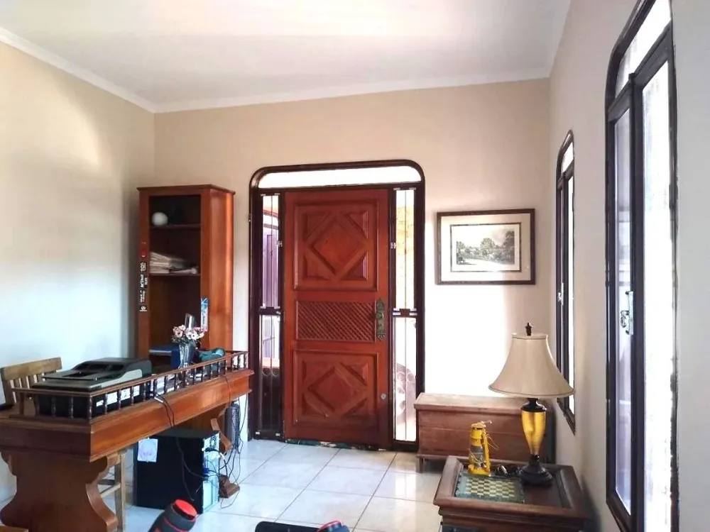 Casa, 4 quartos, 196 m² - Foto 2