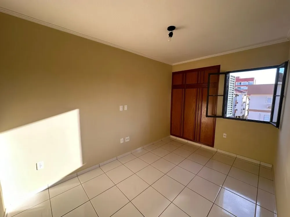 Apartamento, 3 quartos, 90 m² - Foto 2