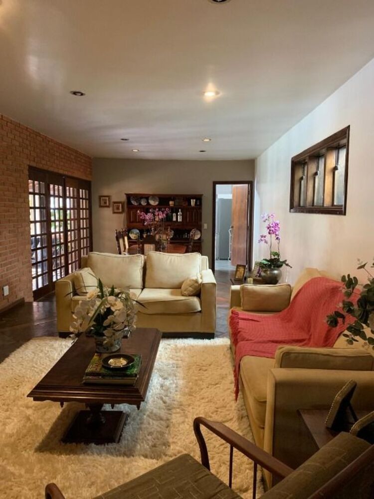 Casa à venda e aluguel com 4 quartos, 370m² - Foto 3
