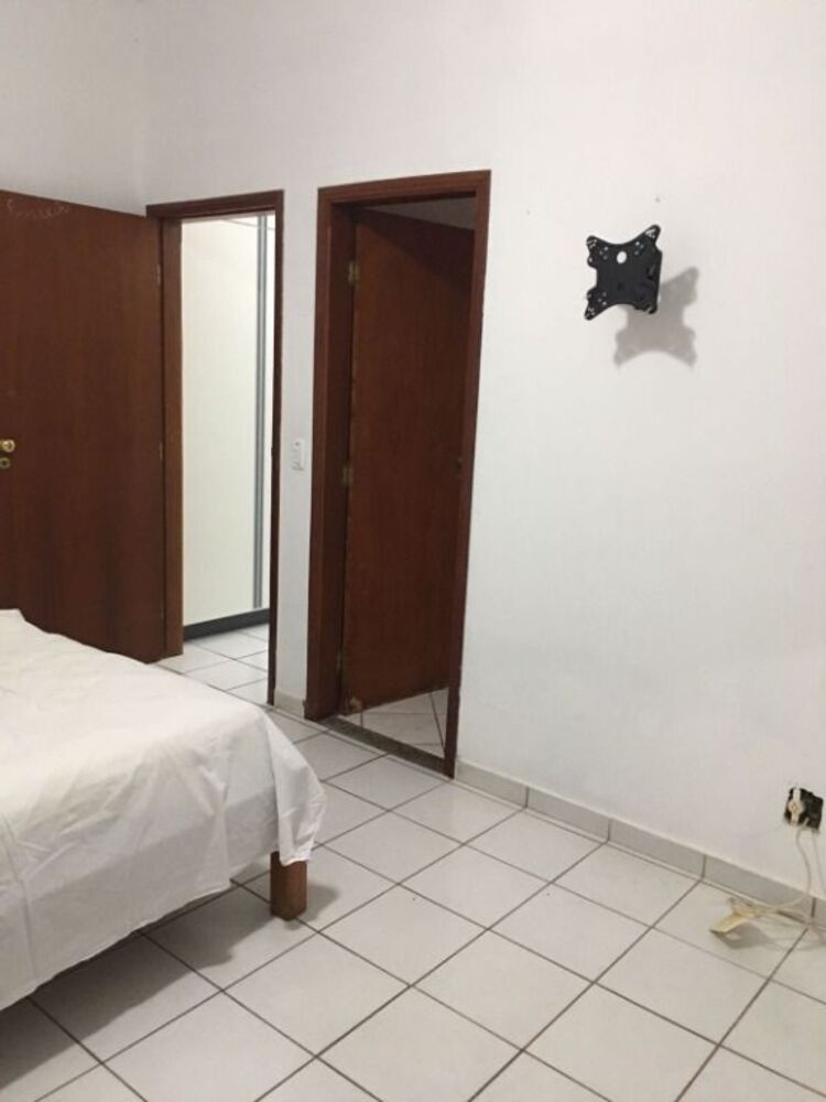 Casa à venda com 3 quartos, 222m² - Foto 4