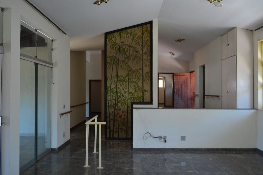 Casa à venda e aluguel com 4 quartos, 645m² - Foto 4