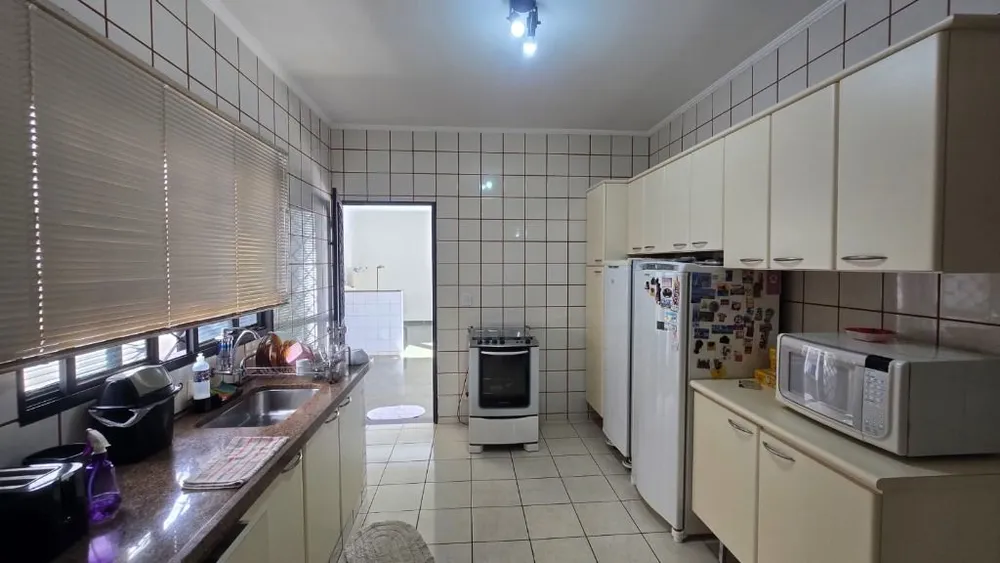 Casa, 3 quartos, 268 m² - Foto 3