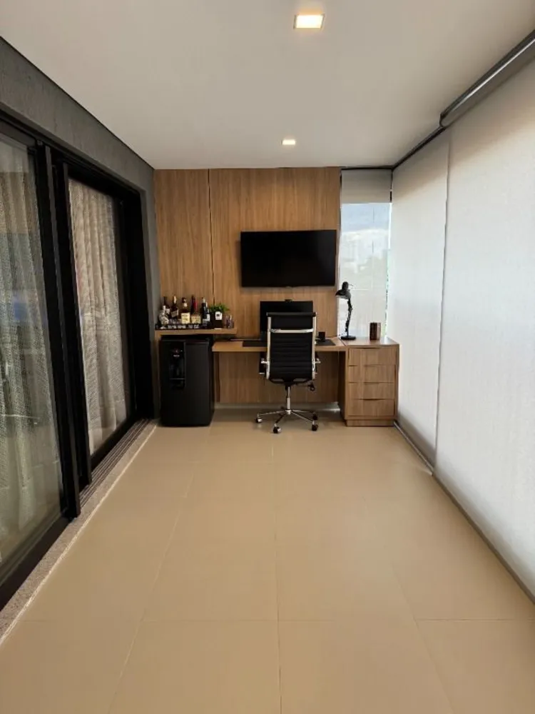 Apartamento, 3 quartos, 141 m² - Foto 2