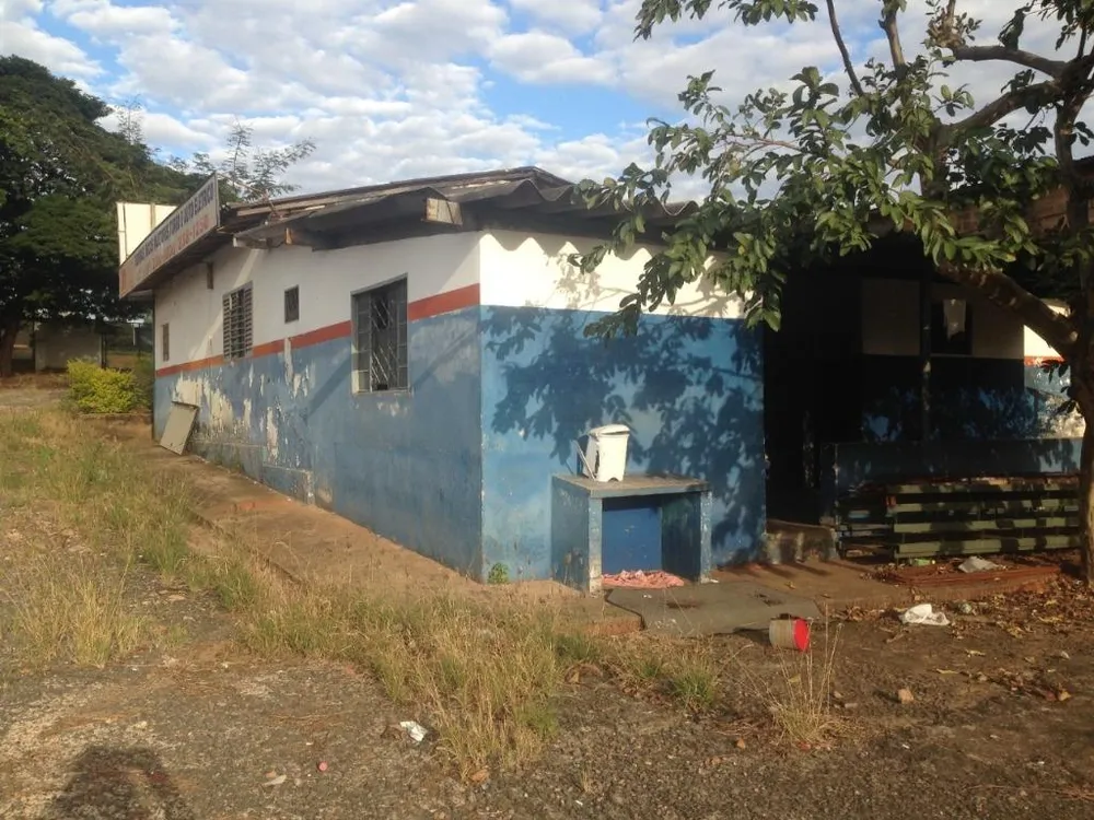 Loja-Salão, 2000 m² - Foto 1