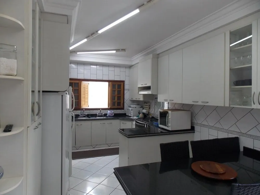 Casa, 5 quartos, 450 m² - Foto 2