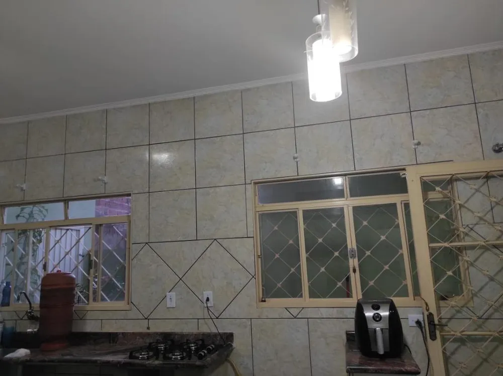 Casa, 3 quartos, 190 m² - Foto 3