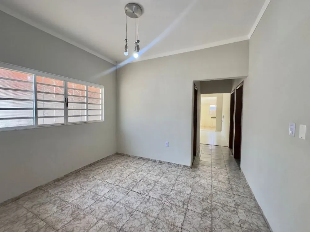 Casa, 4 quartos, 182 m² - Foto 3
