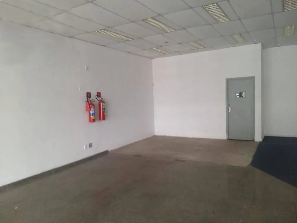 Loja-Salão, 242 m² - Foto 2