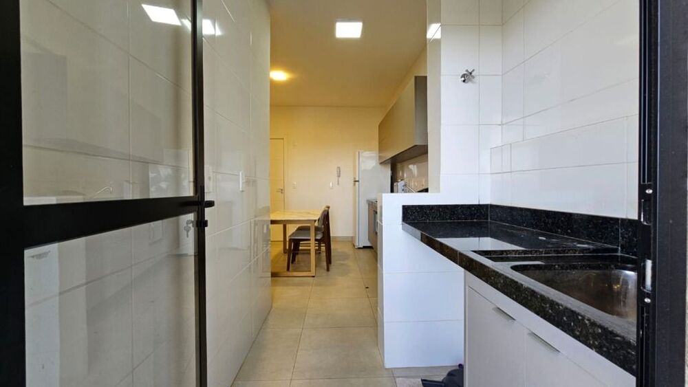 Apartamento para alugar com 1 quarto, 50m² - Foto 8