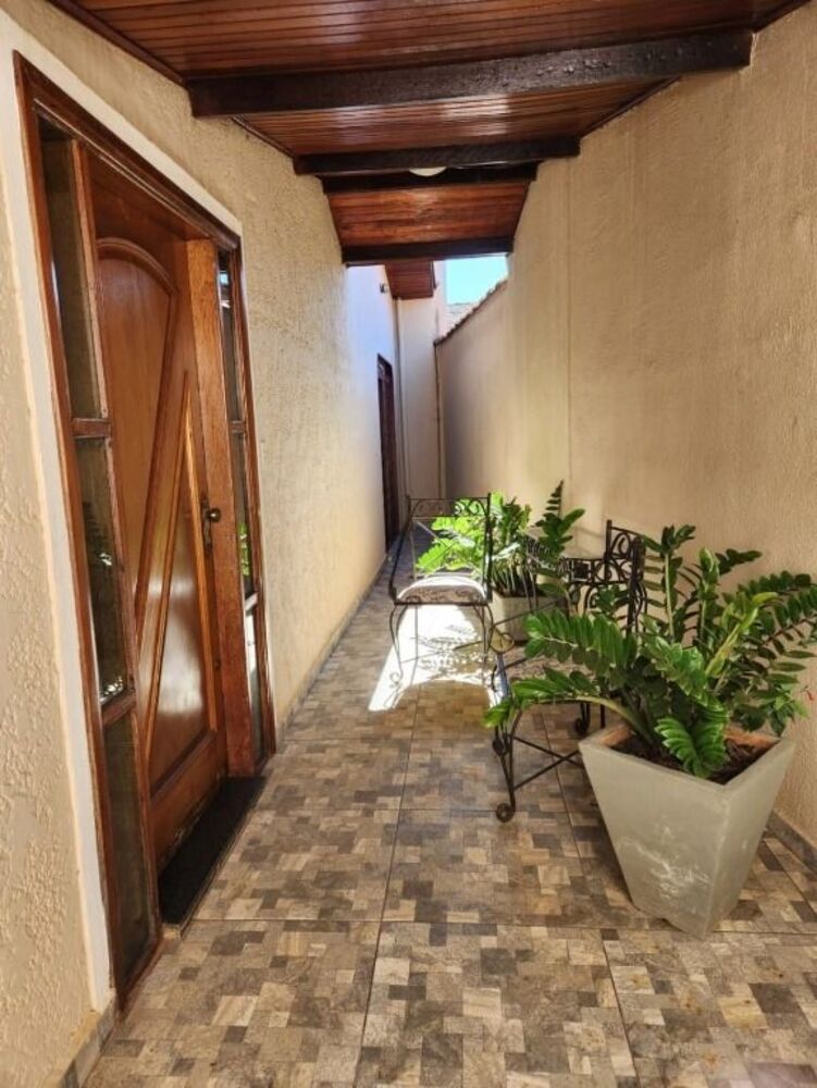 Casa à venda com 3 quartos, 150m² - Foto 9