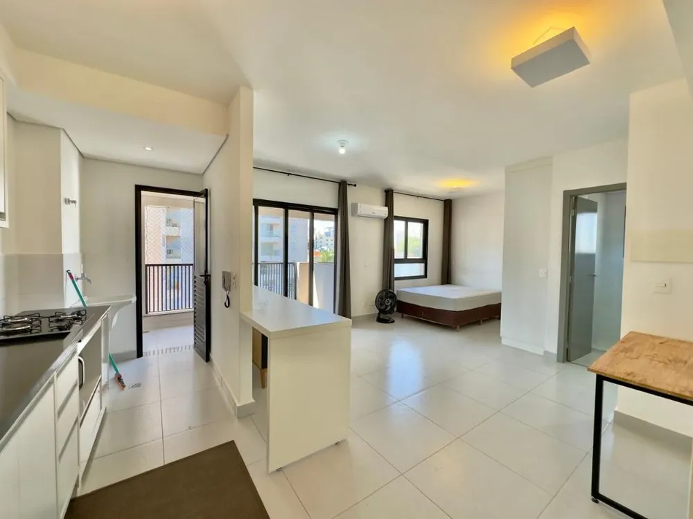 Apartamento, 1 quarto, 43 m² - Foto 2
