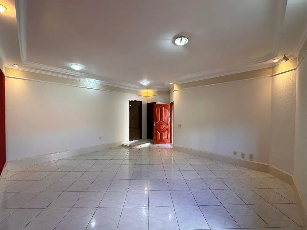 Casa, 3 quartos, 260 m² - Foto 8