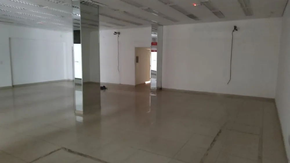 Loja-Salão, 350 m² - Foto 1